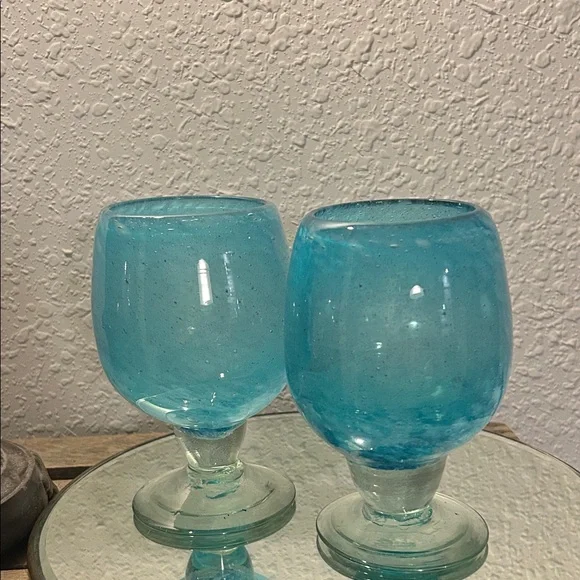 Set of Two Blue Blown Glass Goblets - Picture 11 of 11